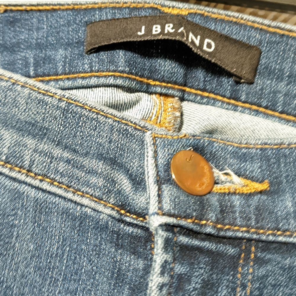 J Brand Jeans - Picture 2 of 6